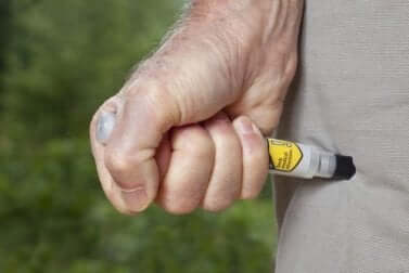 Une injection d'adrénaline.