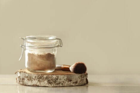 Shampoing sec fait maison.