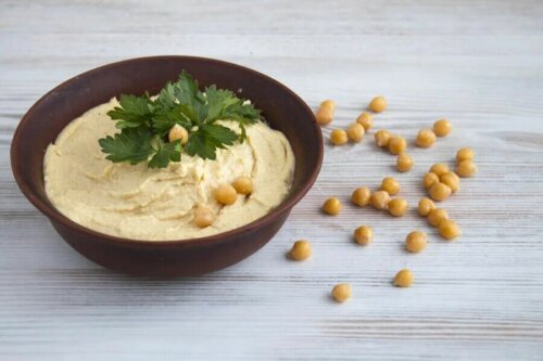 Houmous de pois chiches.