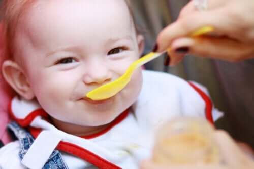 5 signes de faim chez votre bébé