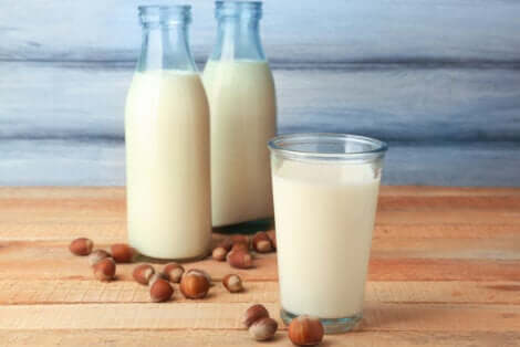 Consommation de lait d'amandes chez les enfants.