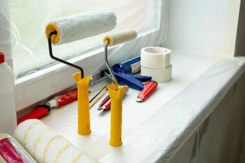 Les peintures pour la maison.