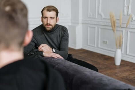 Un psychologue et son patient.