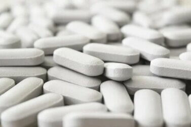 Céfuroxime : utilisations et précautions