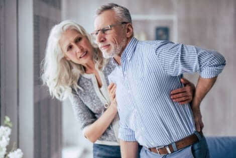 Un couple âgé.