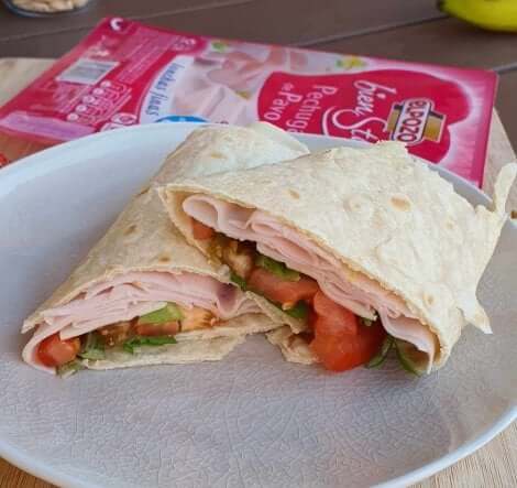 Un wrap de blanc de dinde.