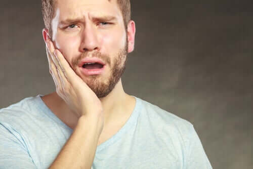 Quels sont les facteurs qui influencent la sensibilité à la douleur ?