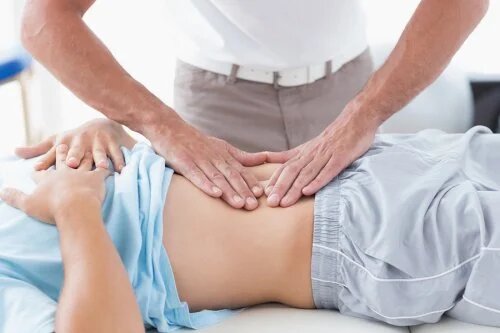 Diastase abdominale : qu'est-ce que c'est et comment est-elle traitée