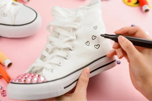 Des chaussures personnalisées.