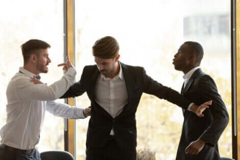 Les crises de colère au travail.