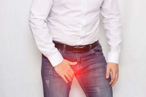 Douleur au niveau des testicules.