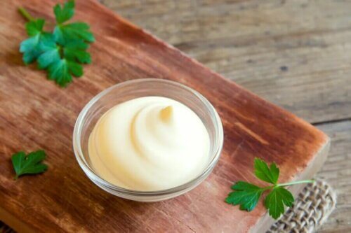 Une mayonnaise maison.