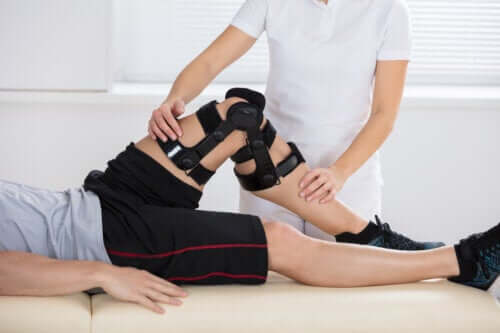 Quelle est la cause d'une lésion du ligament croisé postérieur ?