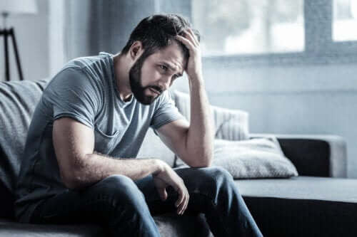 Névrose dépressive : symptômes, causes et traitement