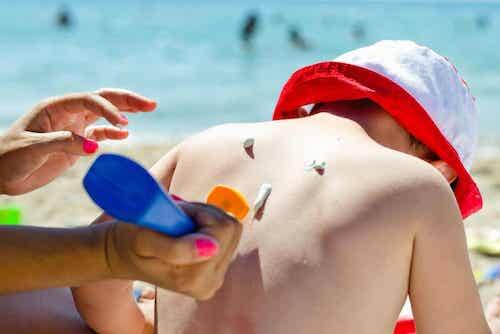 La photoprotection contre le soleil.