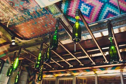 Un abat-jour en papier.