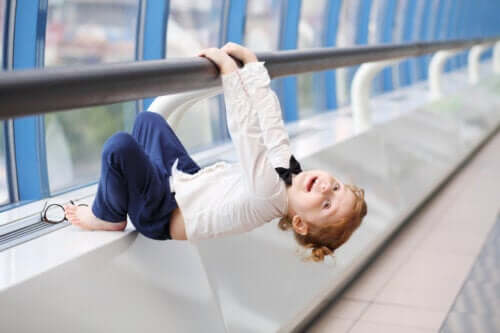 Jeux et exercices pour renforcer les bras des enfants