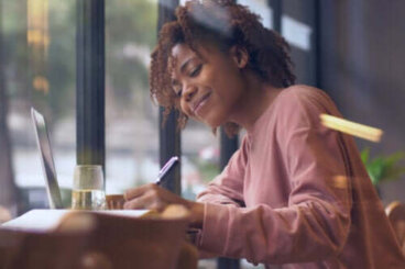 Lettering : qu'est-ce que c'est et quels bénéfices apporte-t-il ?