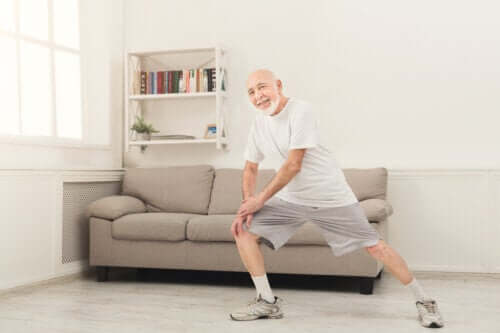 Exercices à la maison pour les plus de 70 ans