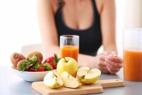 Le petit-déjeuner d'une femme.