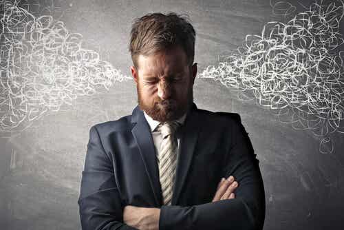 Une colère passive.