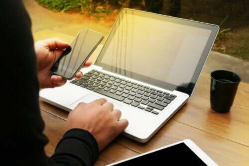 Quelle est l'efficacité des lunettes dotées de filtres contre la lumière bleue ?