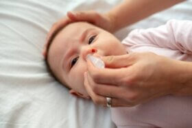 Virus respiratoire syncytial chez les bébés : symptômes et traitements