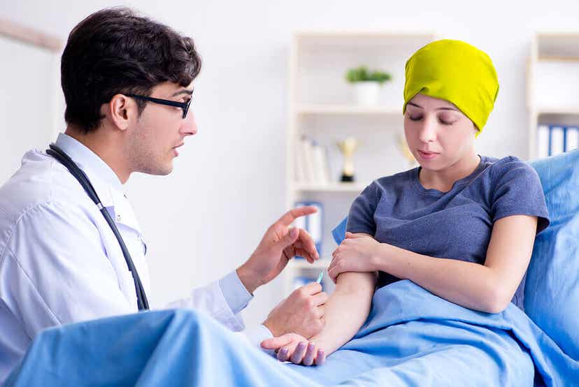 Un médecin et son patient.