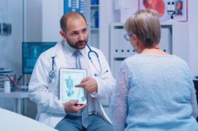 Ostéomalacie : symptômes, causes et traitements