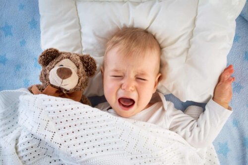 Un bébé malade.