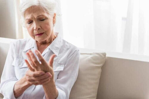 Arthrite aux mains.