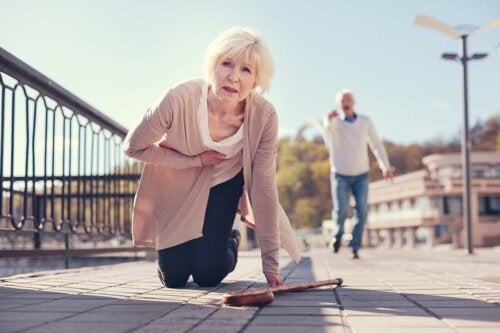 Comment faire face à une crise cardiaque si vous êtes seul
