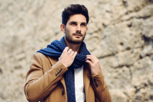 6 conseils pour porter un foulard pour homme