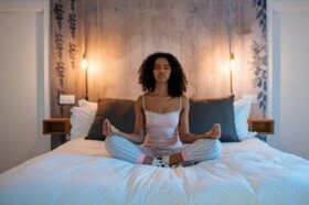 Méditer avant de dormir : bienfaits et étapes