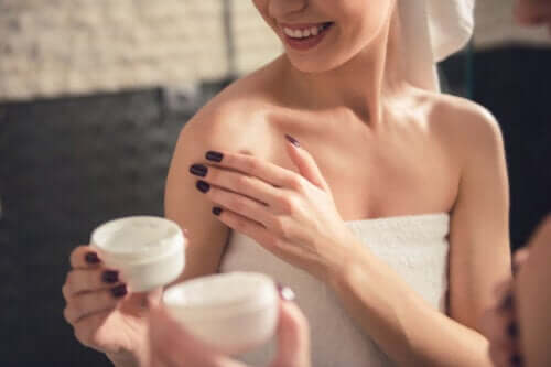 Tout ce que vous devez savoir sur les céramides pour prendre soin de la peau et des cheveux