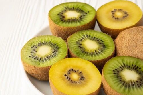 Différences entre le kiwi vert et le kiwi jaune