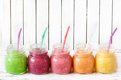 Antioxidant shakes to drink and apply as a mask