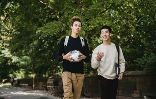 3 raisons pour lesquelles nous devrions apprendre à écouter