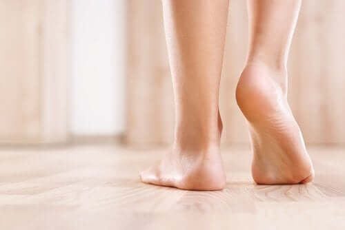 Pourquoi oublions-nous toujours la santé des pieds ?
