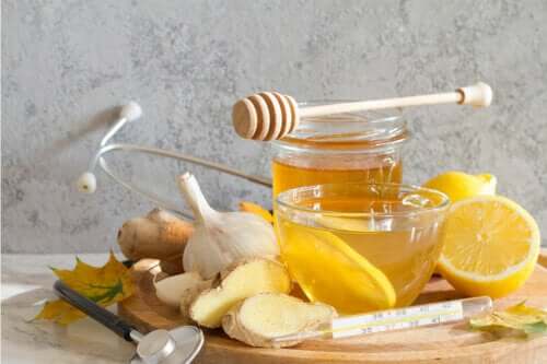 5 sirops maison pour stopper la toux naturellement