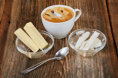 Café au ghee et à la stévia : une délicieuse combinaison pour le petit déjeuner