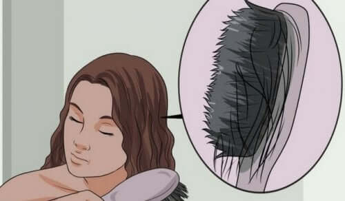11 remèdes maison pour prévenir la chute des cheveux