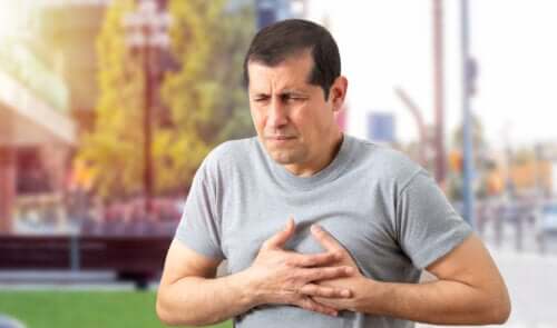 8 causes des douleurs mammaires chez les hommes