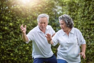 Comment le tai-chi aide-t-il les patients atteints d'arthrite ?