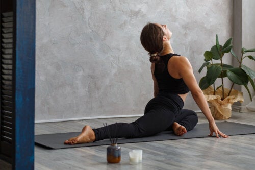Hatha yoga : bienfaits et comment le pratiquer