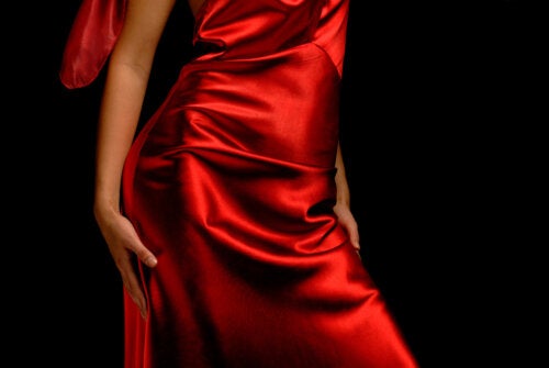 7 astuces pour laver les vêtements en satin