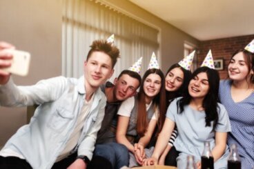 10 idées et astuces pour fêter l'anniversaire des ados