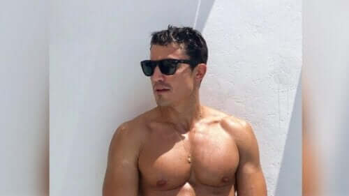 Le régime exigeant et l'entraînement d'Álex González pour entretenir des abdos d'acier