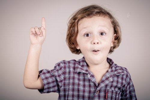 9 fausses croyances sur le fait d'avoir un enfant unique