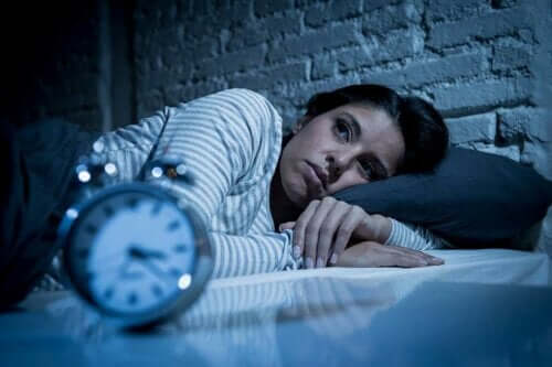 Insomnie fatale familiale : causes, symptômes et diagnostic